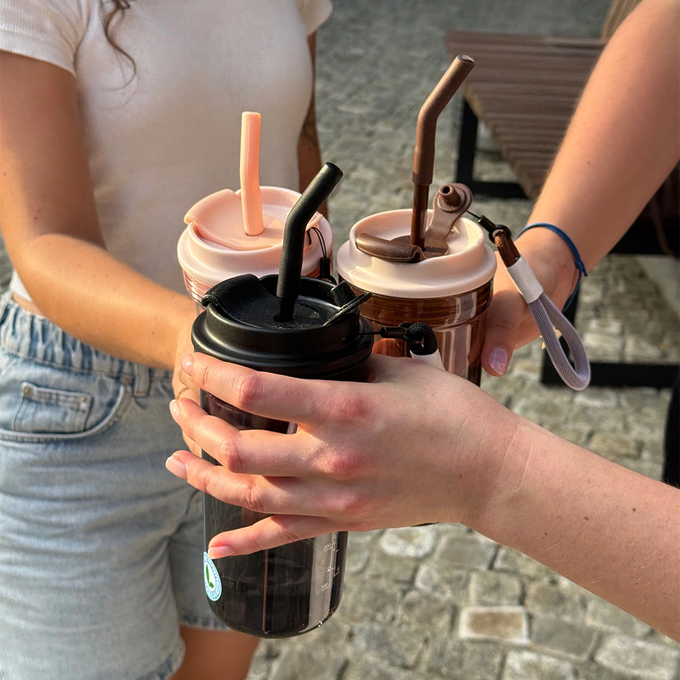 Butelka na wodę Majestic Sport Mia 680 ml różowa