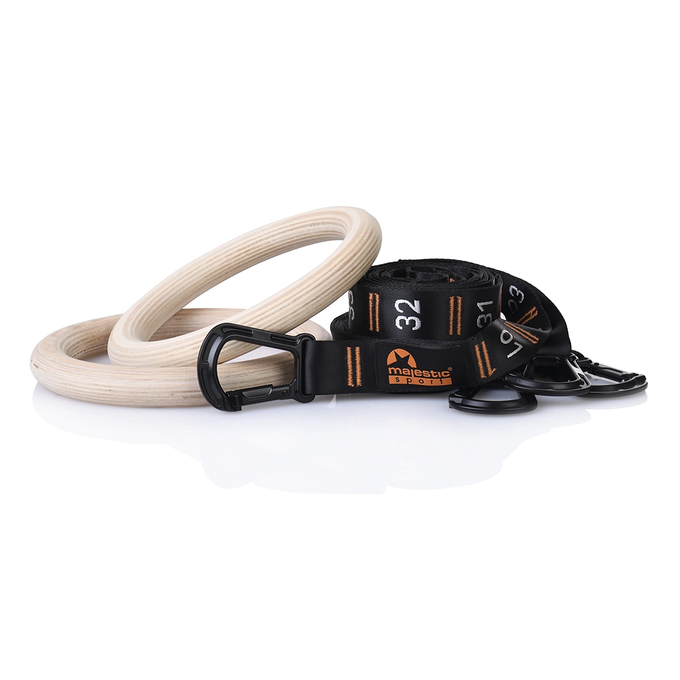 Leżące drewniane kółka gimnastyczne z logotypem Majestic Sport GYMring, cały zestaw