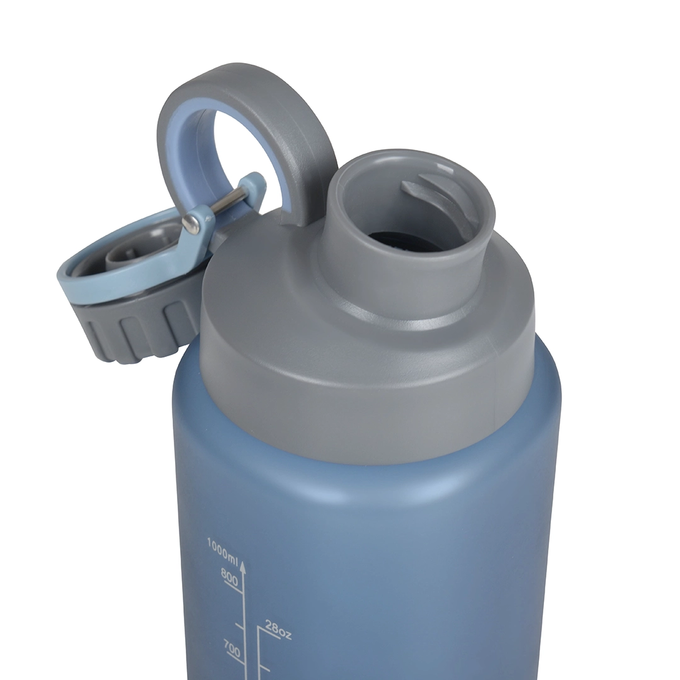 Niebieska matowa butelka tritanowa na wodę o pojemności 1l z logotypem Majestic Sport James Mat, z zamknięciem i uchwytem