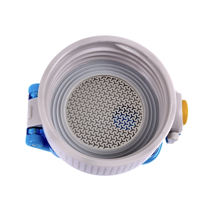 Niebieska matowa butelka tritanowa na wodę o pojemności 750l, Majestic Sport Okosei Mat z wbudowanym stalowym sitkiem