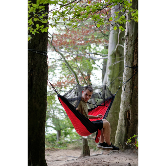 Hamak turystyczny z moskitierą Majestic Sport NOX 260x140 cm czarno-czerwony